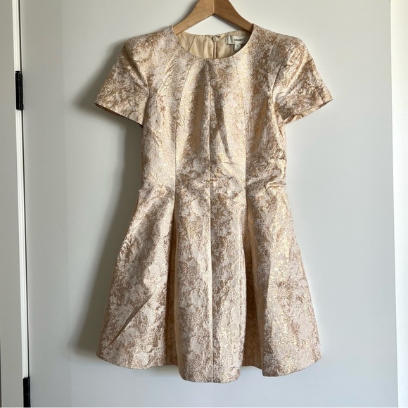 cameo Dresses & Skirts - Cameo Dress